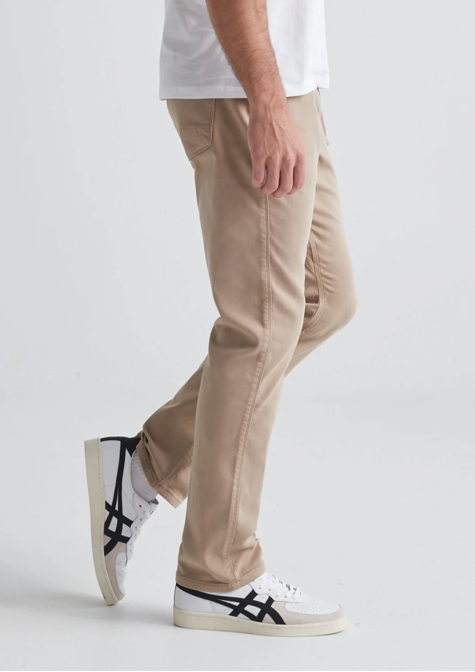 DUER No Sweat Relaxed Taper